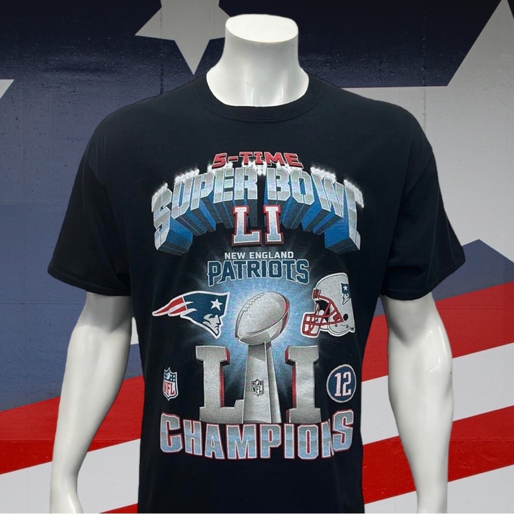 New England Patriots NFL Super Bowl 51 SB LI 5-Time Champions Graphic T-Shirt XL